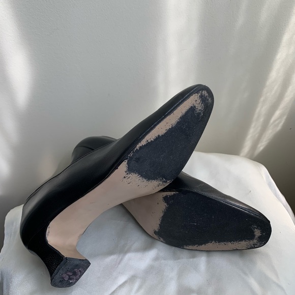 Vintage 80s Round Toe Pumps - Picture 7 of 7